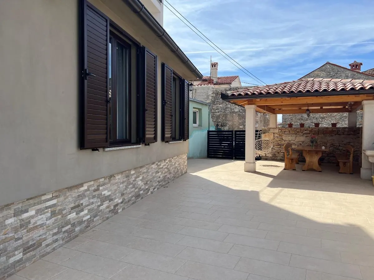 Apartment Sea Galižana